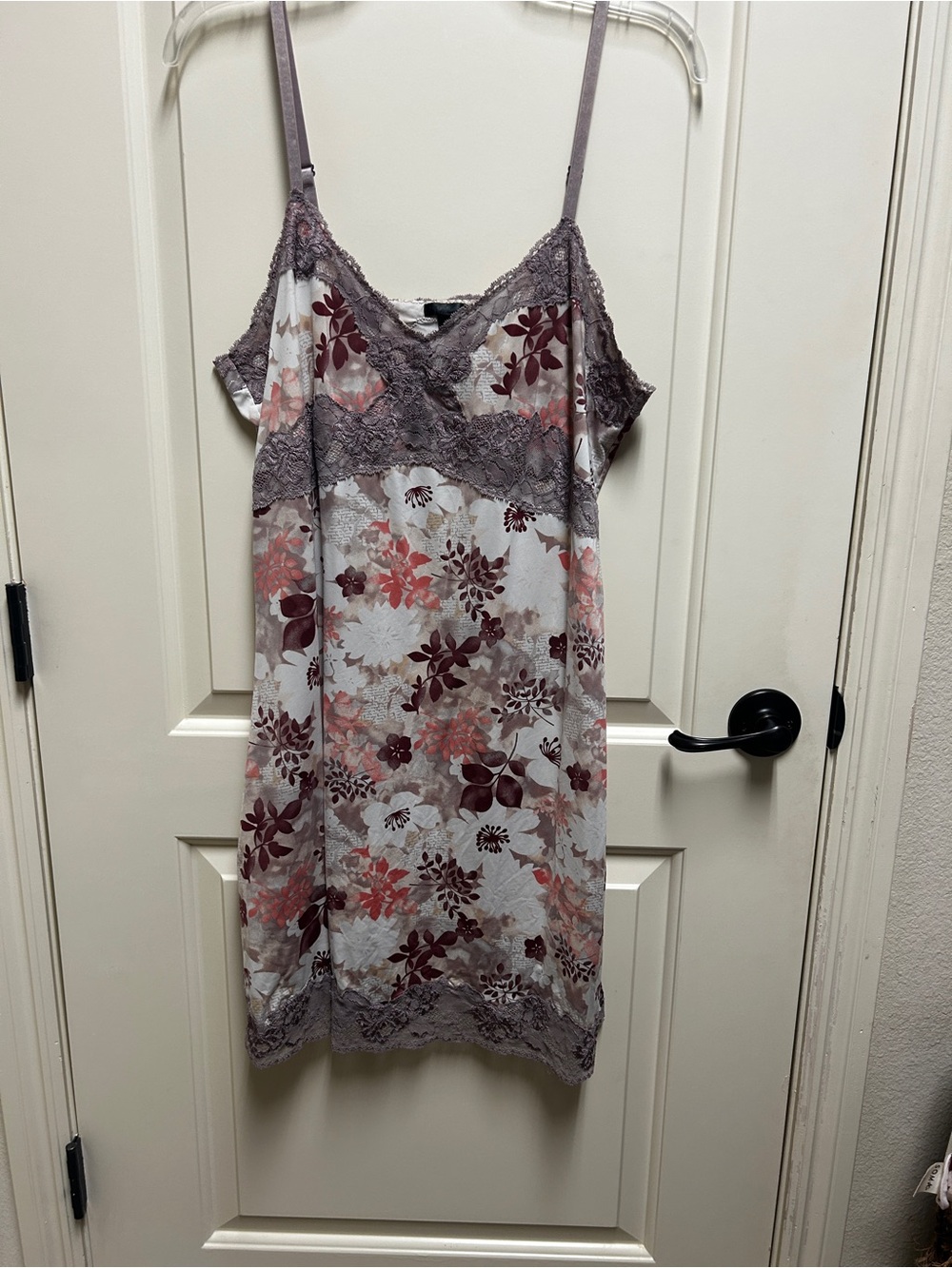 Soma Floral Lace-Trim Chemise in Mauve and Dusty Rose